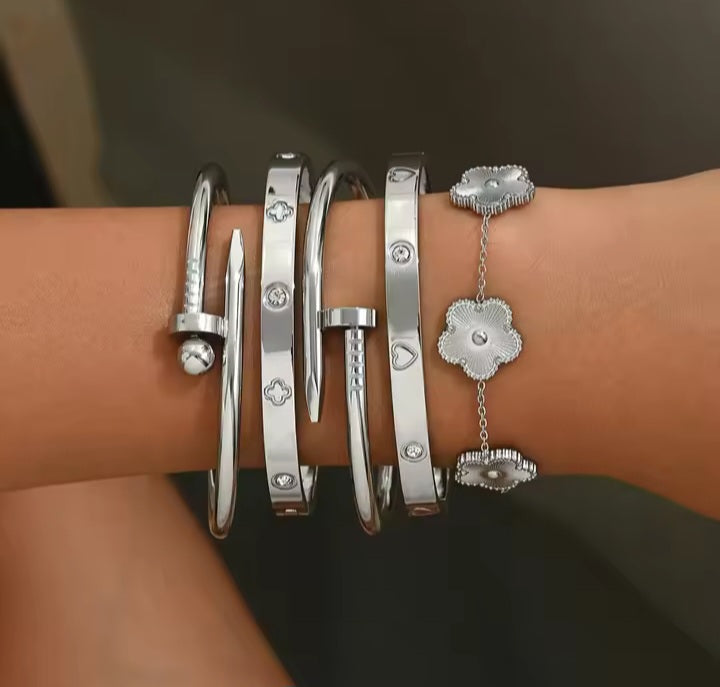 Conjunto de Pulseras de Acero Inoxidable